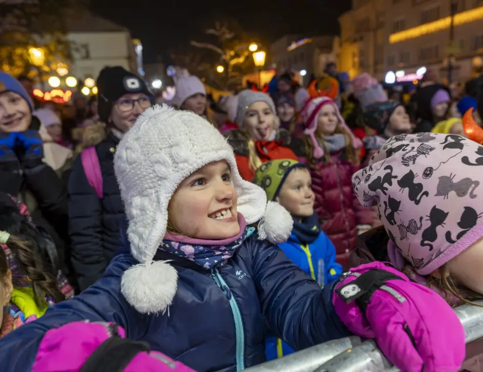 2023_12_05_1182