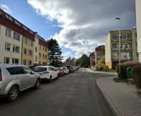 Rekonstrukce ulice Domažlická pokračuje od 8. dubna druhou etapou v úseku Legií – Bezručova. Rekonstrukce ulice Domažlická pokračuje od 8. dubna druhou etapou v úseku Legií – Bezručova.