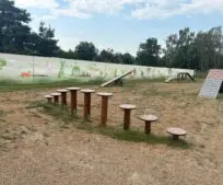 Říčany mají nový výcvikový park 4 Tlapky. Nabídne psům prostor pro výcvik i zábavu. Říčany mají nový výcvikový park 4 Tlapky. Nabídne psům prostor pro výcvik i zábavu.