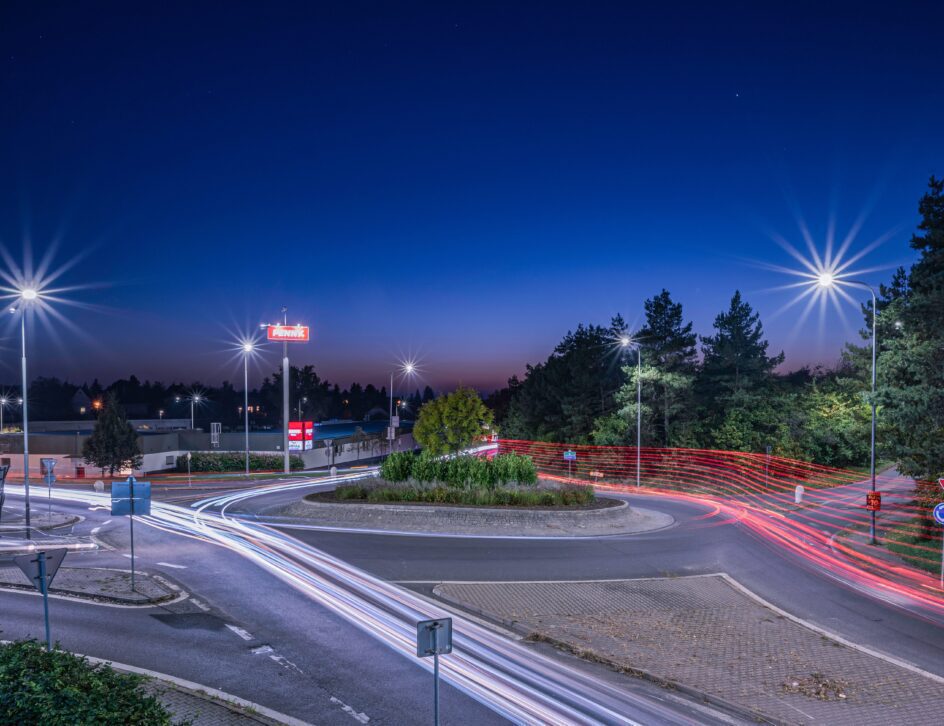 Město Říčany – kruhový objezd Říčanská a Pod lihovarem