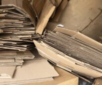 Zavádíme novou službu svozu většího množství papírového odpadu od domu. Nemusíte ke stanovišti tříděného odpadu.