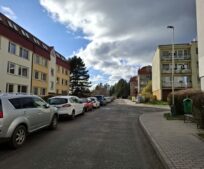 Rekonstrukce ulice Domažlická pokračuje od 8. dubna druhou etapou v úseku Legií – Bezručova. Rekonstrukce ulice Domažlická pokračuje od 8. dubna druhou etapou v úseku Legií – Bezručova.